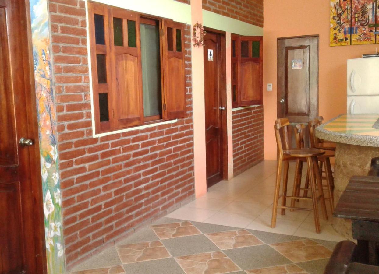 Hostal Casa Taisha Montañita 外观 照片