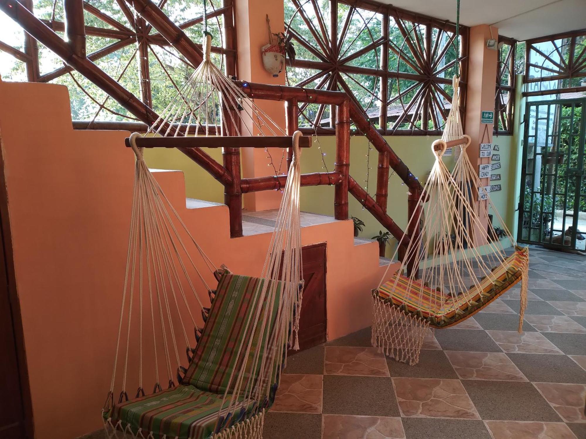 Hostal Casa Taisha Montañita 外观 照片