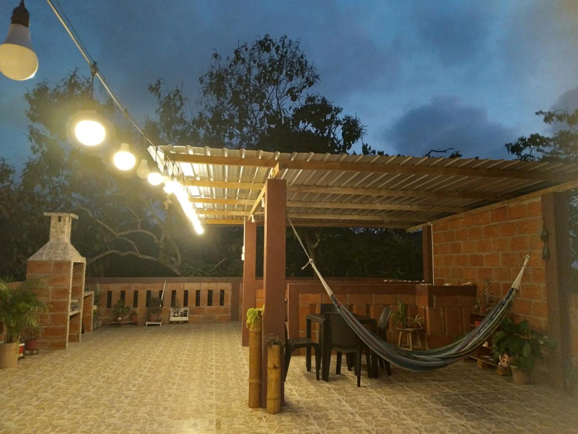 Hostal Casa Taisha Montañita 外观 照片