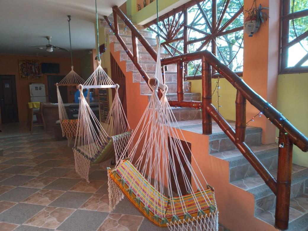 Hostal Casa Taisha Montañita 外观 照片