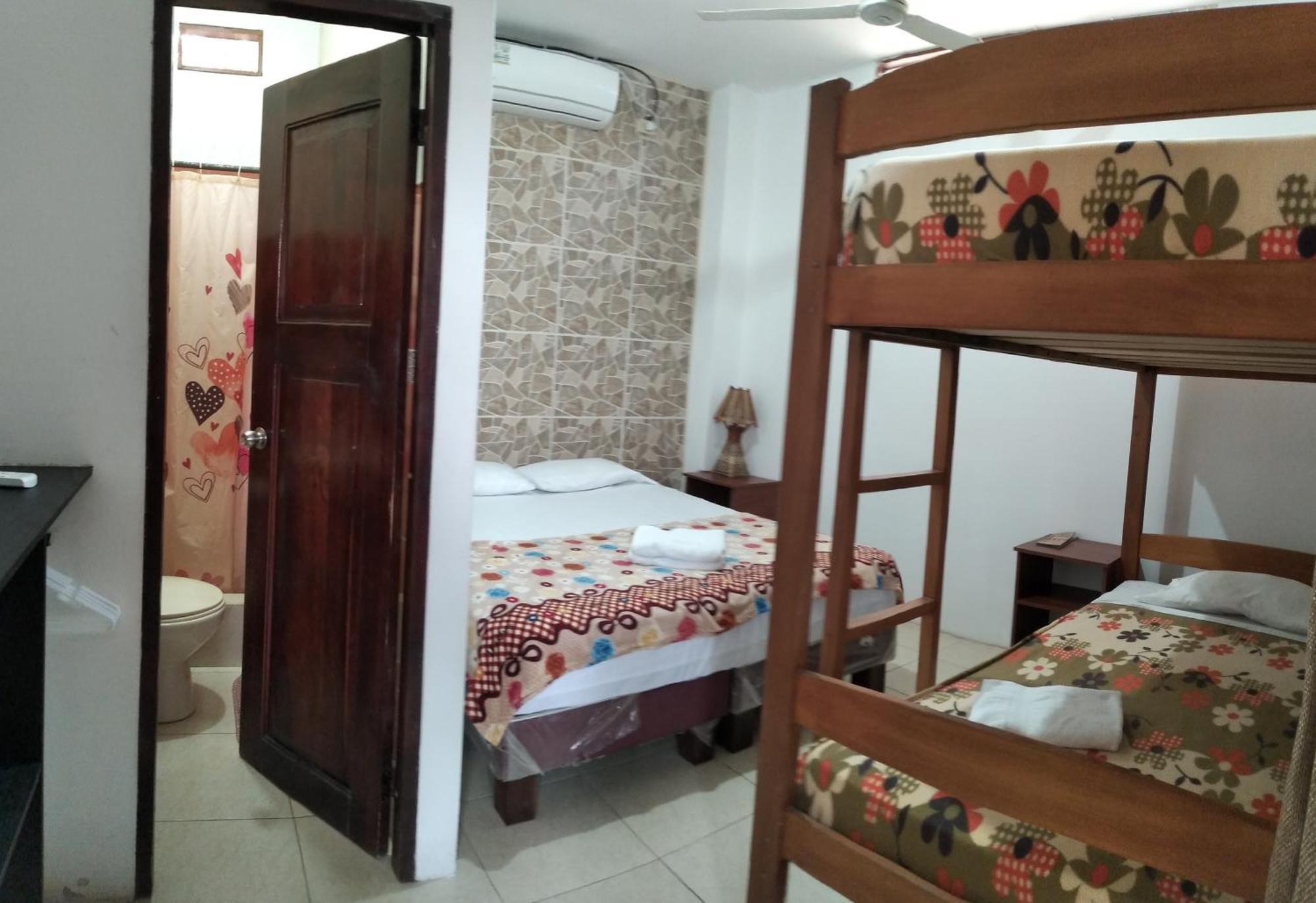 Hostal Casa Taisha Montañita 外观 照片
