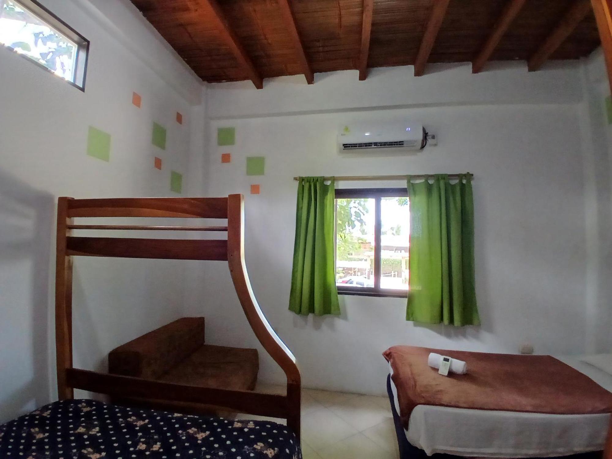 Hostal Casa Taisha Montañita 外观 照片